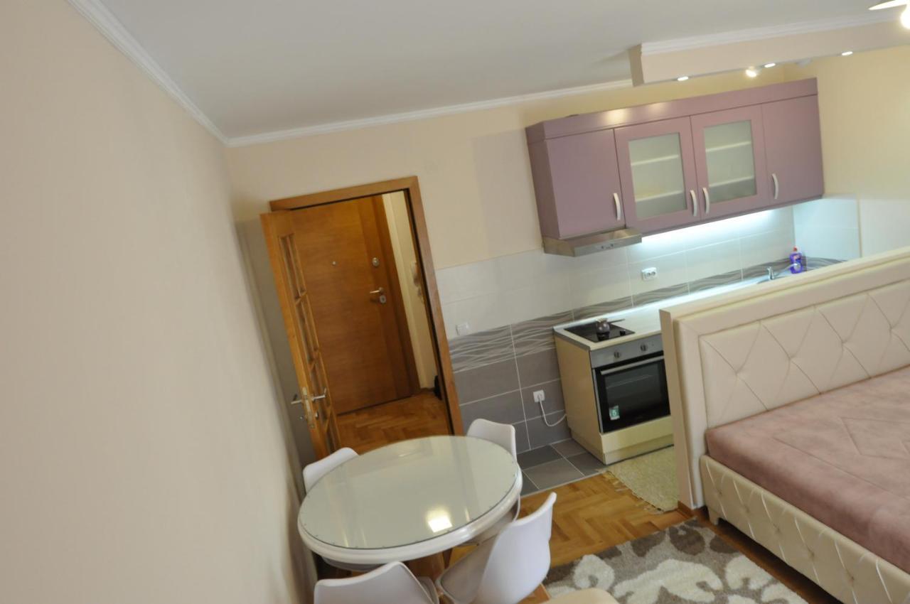 Alex 2 Apartman Vrnjačka Banja Δωμάτιο φωτογραφία